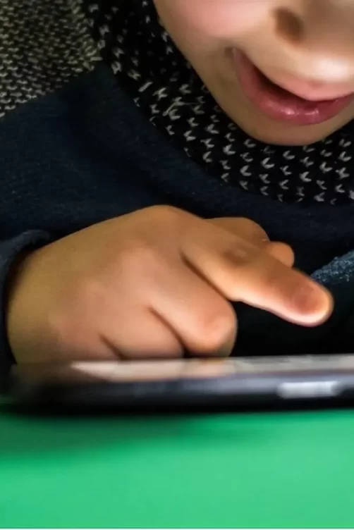 情绪利用——3无限温柔的“奶头乐”