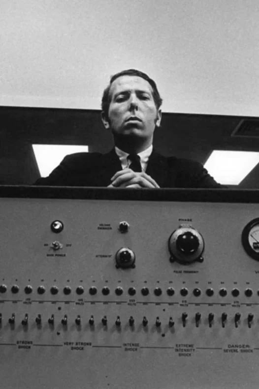 心理学实验——斯坦利·米尔格拉姆实验